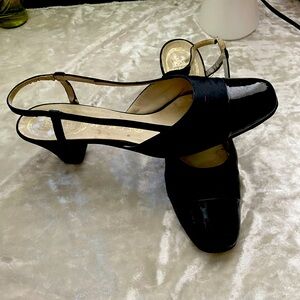 SOLD!! 1950s DELMAN OF NEW YORK BLACK SATIN CAPPED TOE SLING BACK HEELS